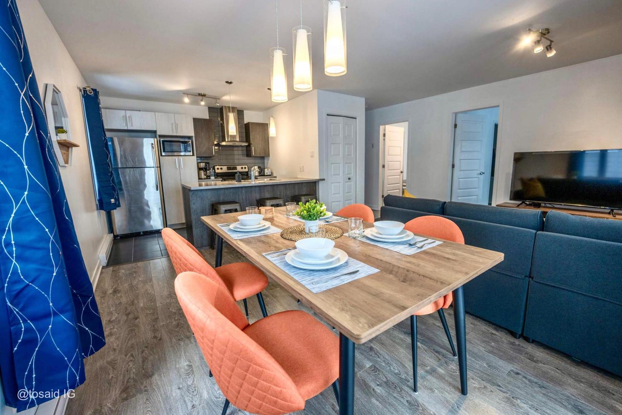 Modern 2br 4 Beds Ac Wi-fi Free Parking Apartment *